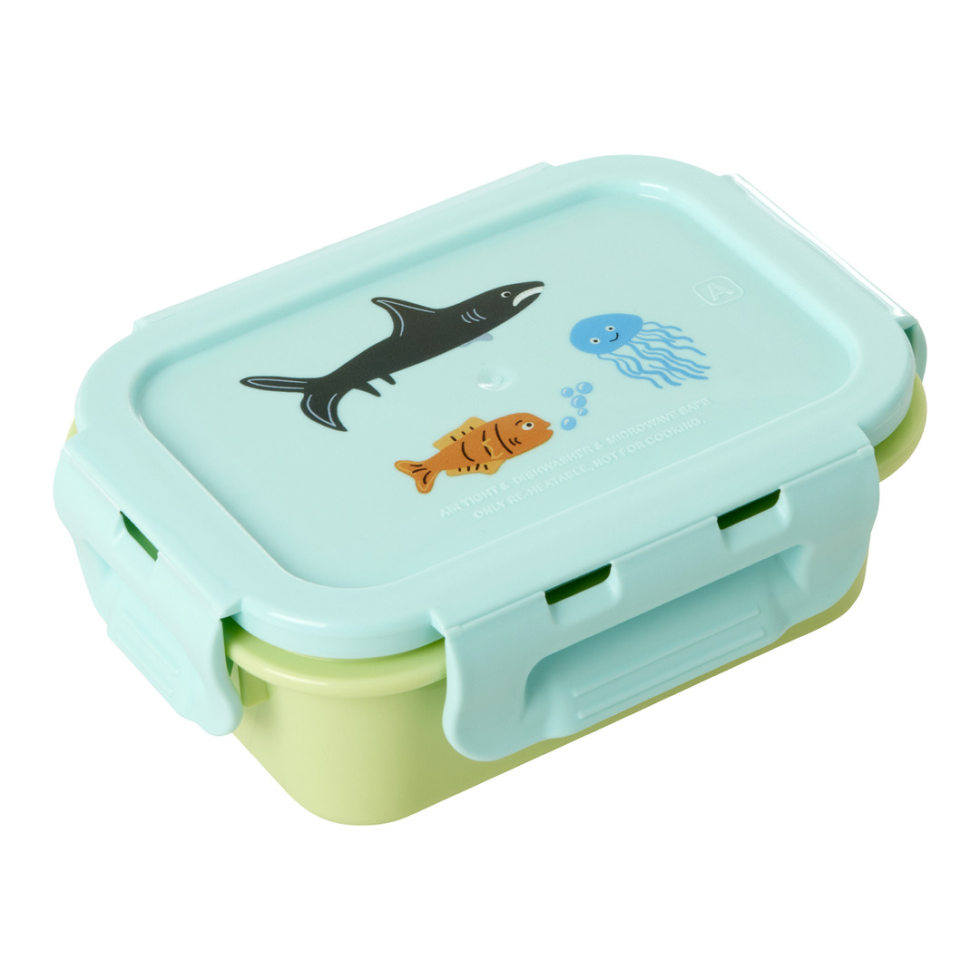 Lunch-Box Wildlife