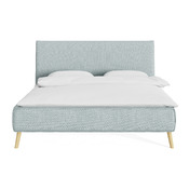 Bett Kaisten
