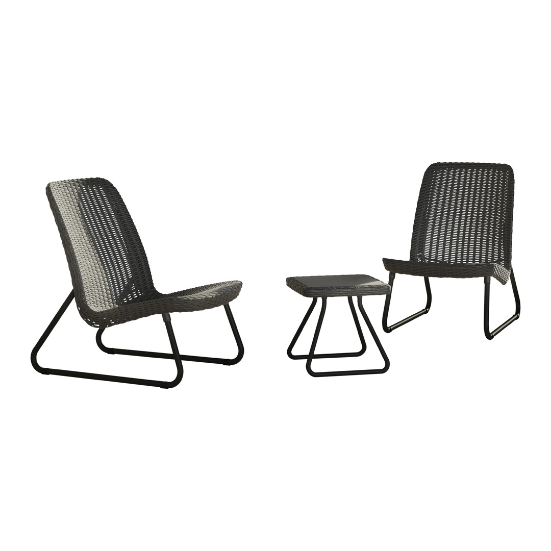 Lounge Patio