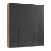 armoire à portes battantes NYC