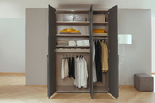 Drehtürenschrank Skat