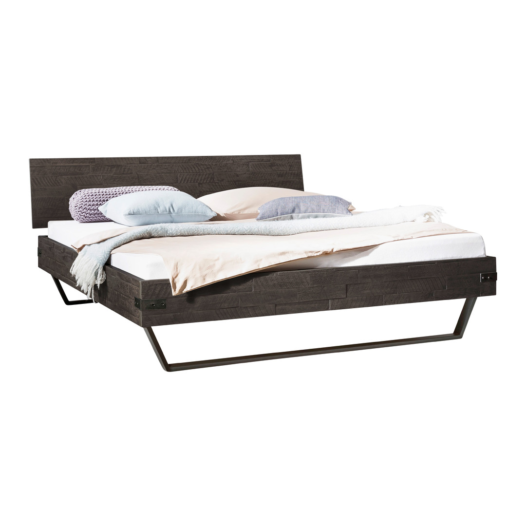 letto Ezzo