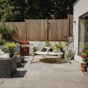 chaise suspendue Hangout Pod