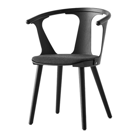 chaise à accoudoirs In Between