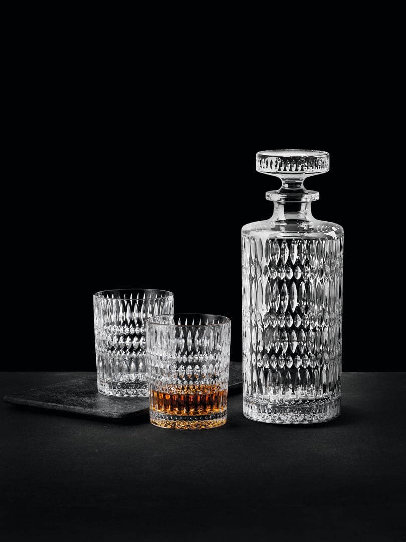 set pour whiskey Ethno