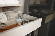 Drehtürenschrank Skat