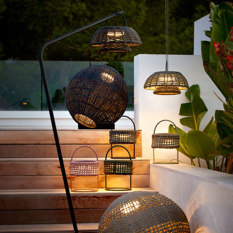 Acquisto Cane-line Outdoor lampada a stelo ILLUSION in arancione