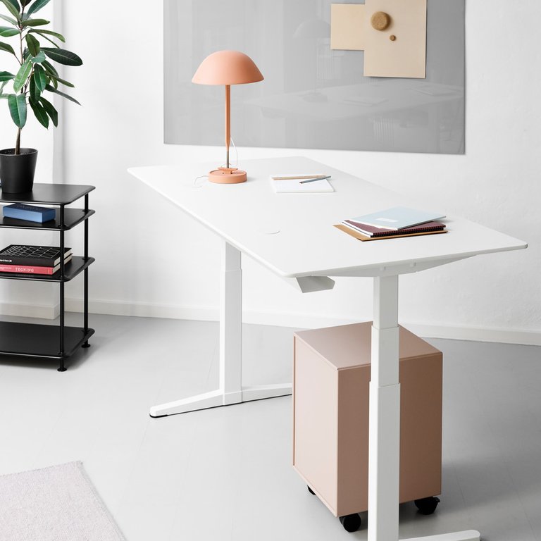 Montana Schreibtisch HILOW kaufen · Pfister