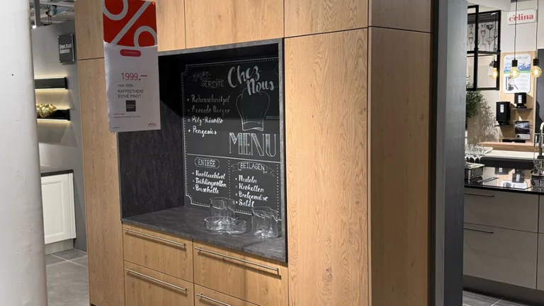 Dieter-Knoll-(nur-Kaffeetheke),-Preis-CHF-1&apos;999.-.jpg