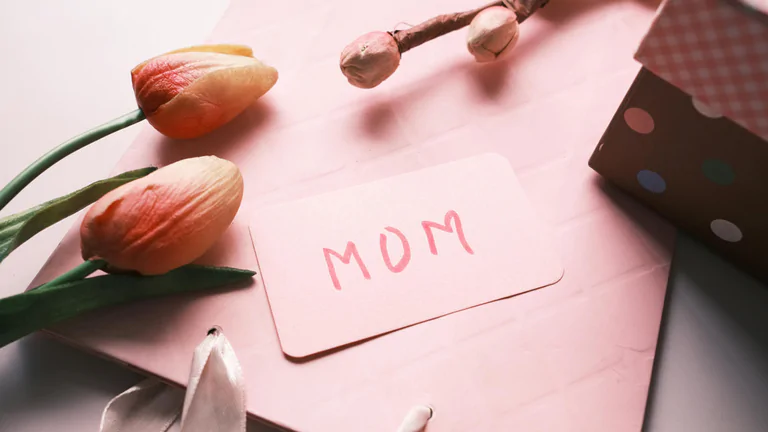 InspiHeader_MuttertagGeschenksideen_Tablet.jpg