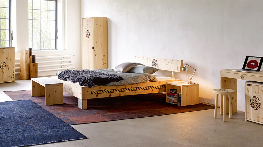 tkg-schweizer-holz.jpg