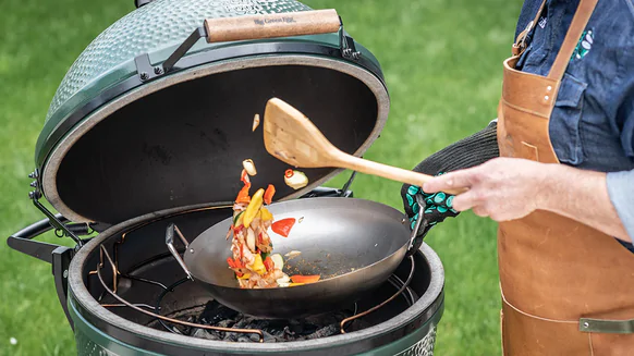 Teaser-Big-Green-Egg-06.jpg
