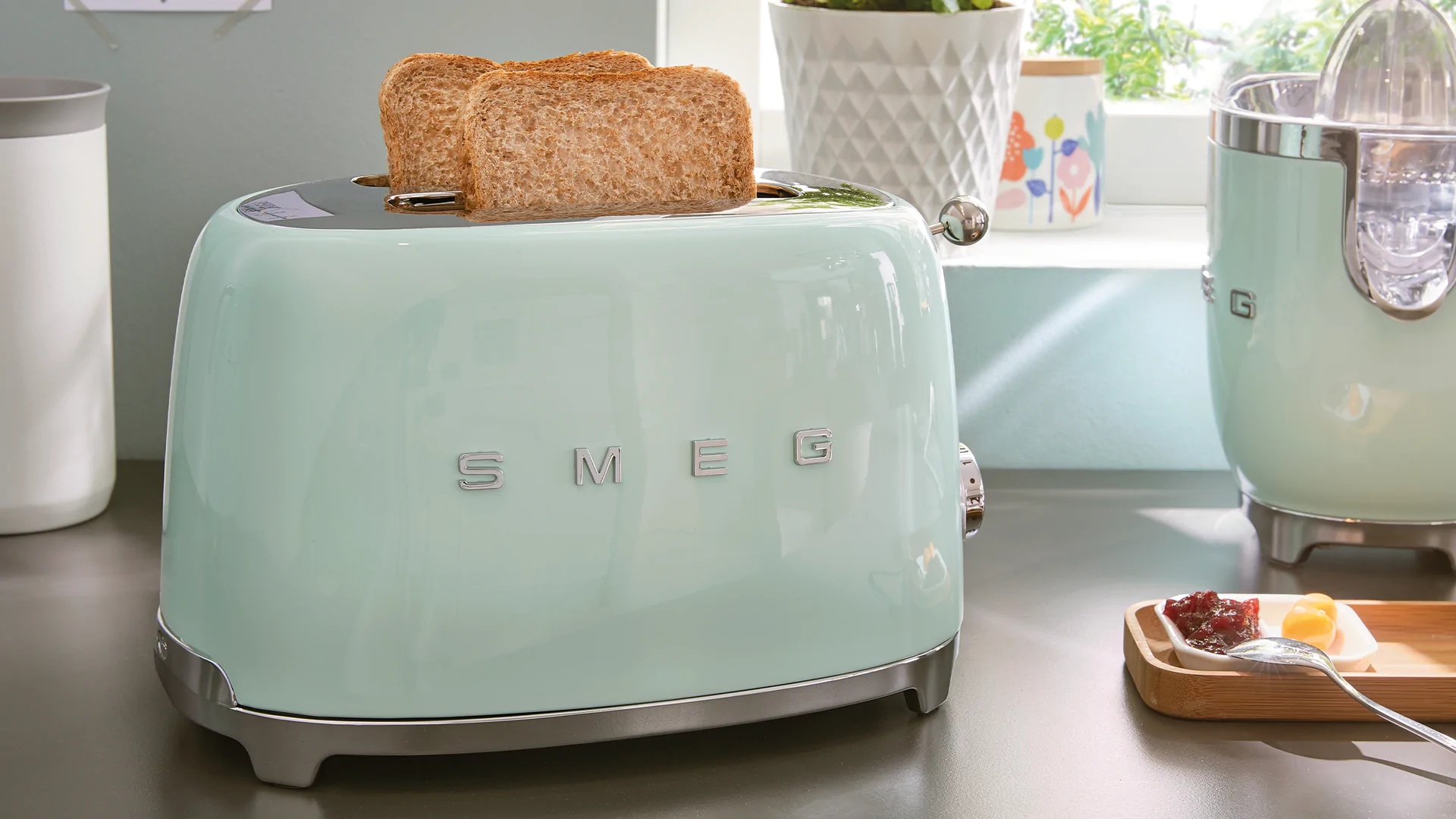 Headerbild_Smeg_2280x1282.png