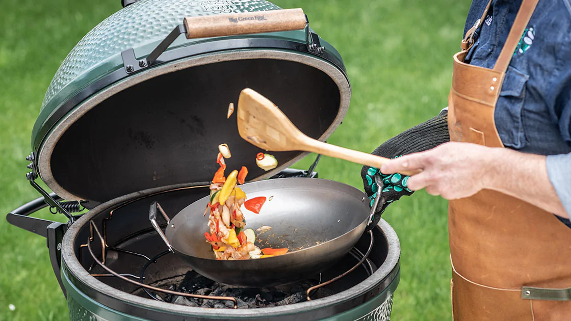 Teaser-Big-Green-Egg-mobile-06.jpg